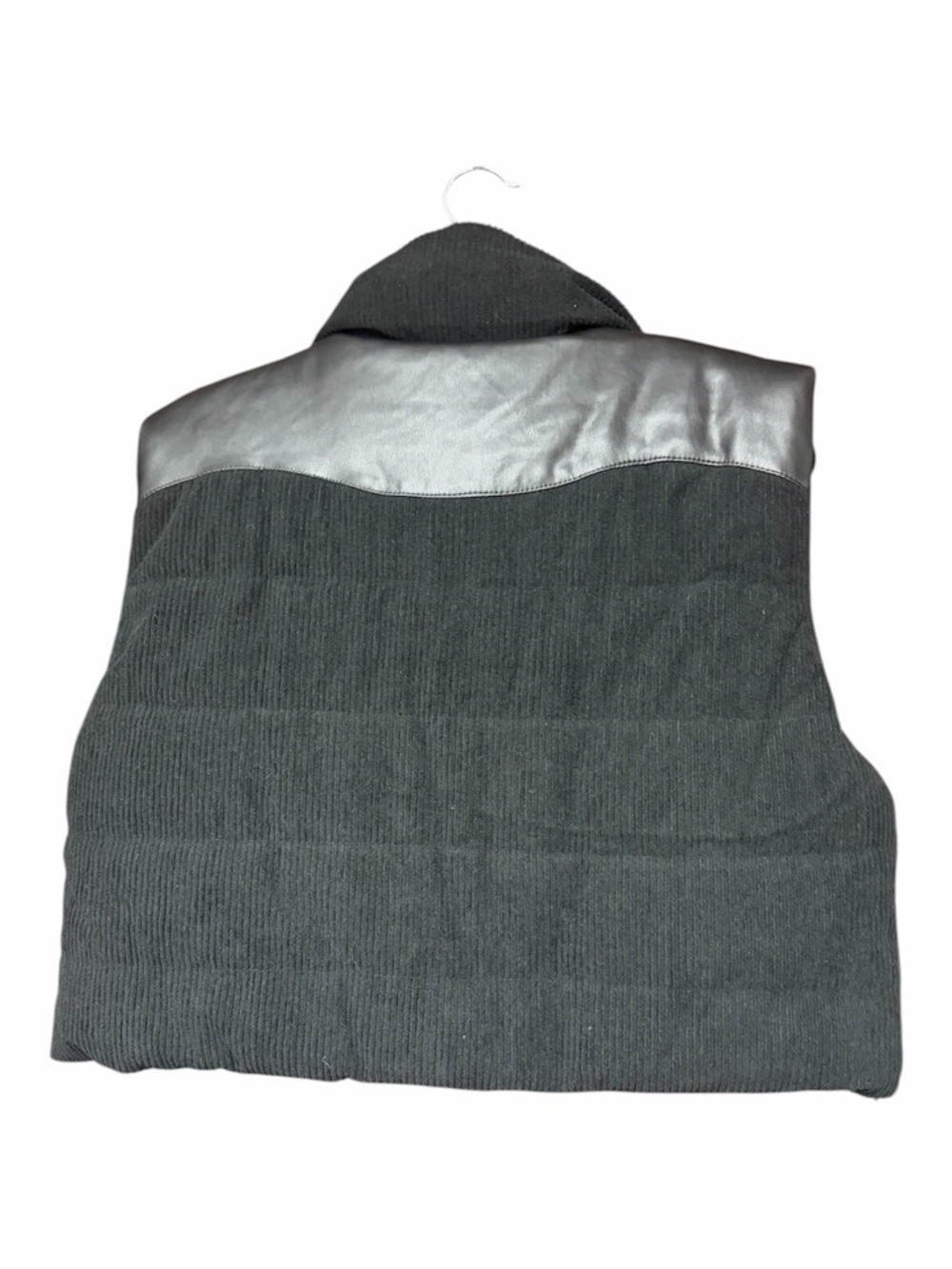 SIMPLY SOUTHERN Quilted Black Puffer Vest with Faux Leather Yoke - Picture 3 of 6